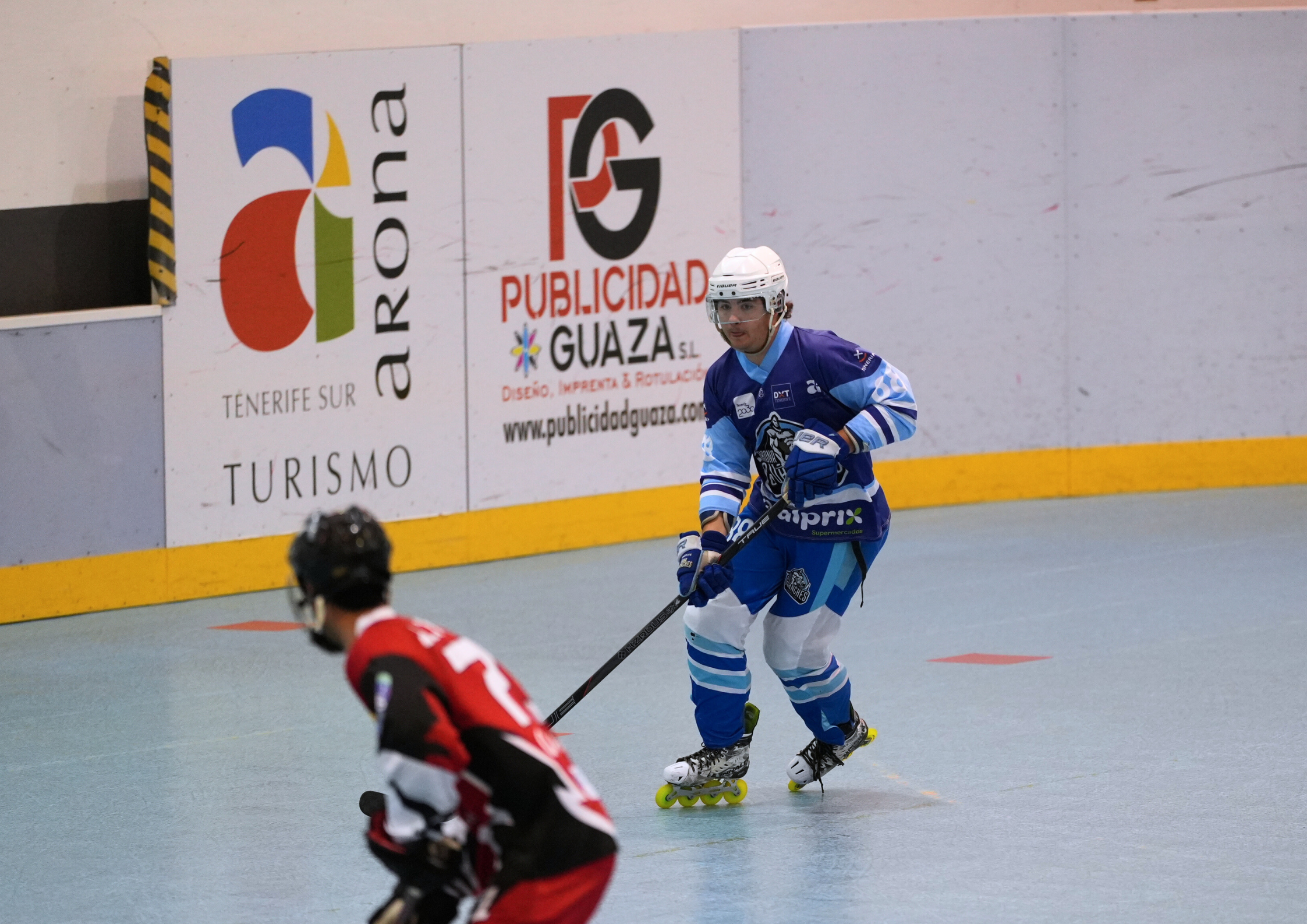 J1 vs Erizos